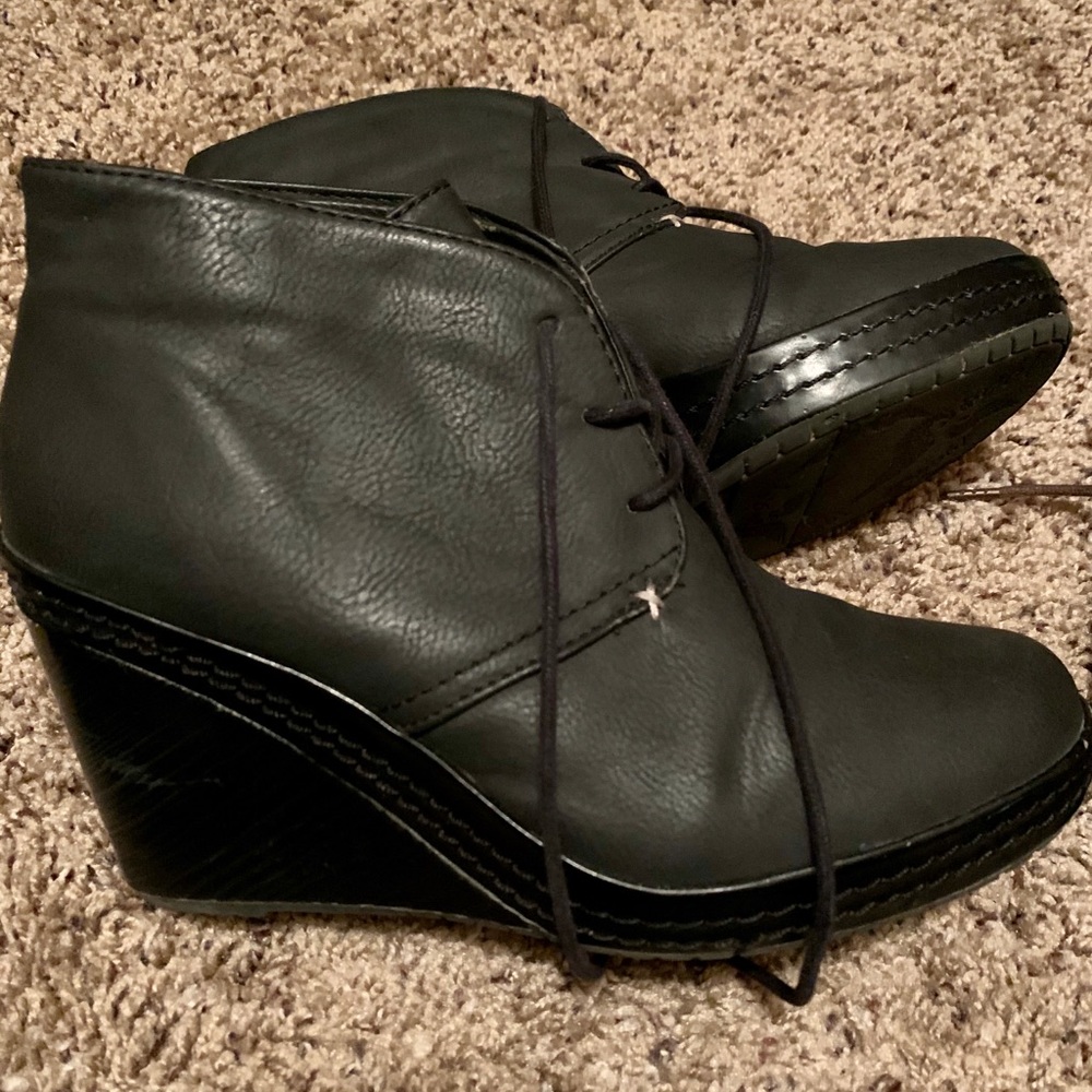 Wedge booties